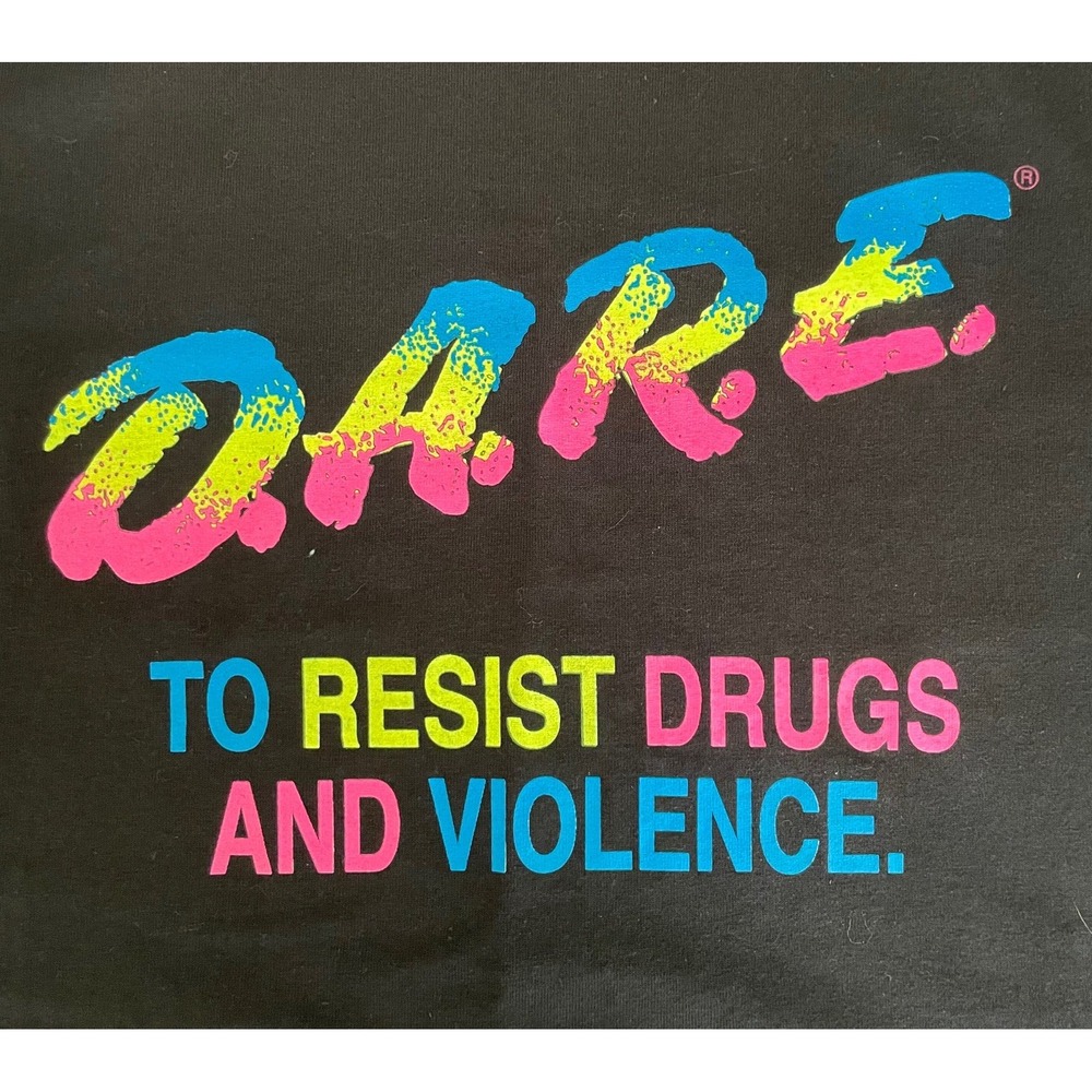 NWOT Vintage Single Stitch‎ D.A.R.E To Resist Drugs And Violence T-Shirt Size: L